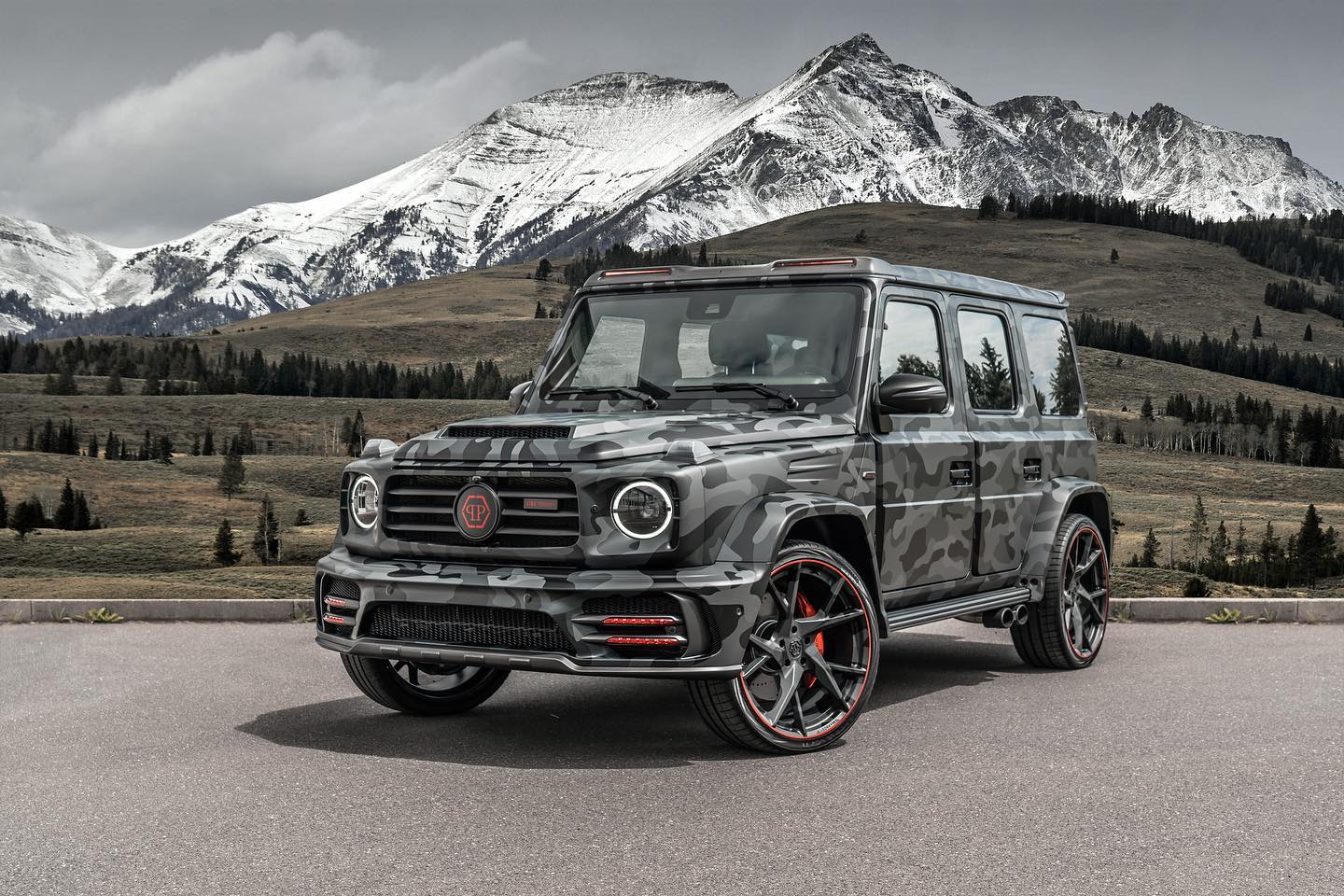 跃动的军魂！MANSORY&PP联名定制全碳迷彩AMG G63